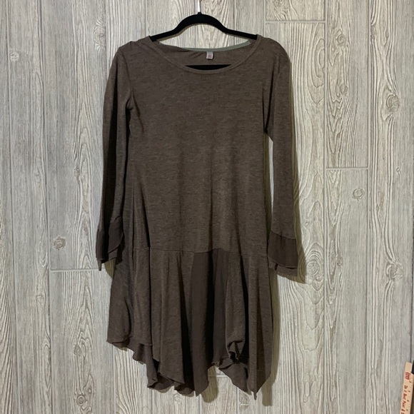 Pretty Angel Tops - Lagen Look Longline Linen Blend Asymmetrical Hem by Pretty Angel Brown Tunic M